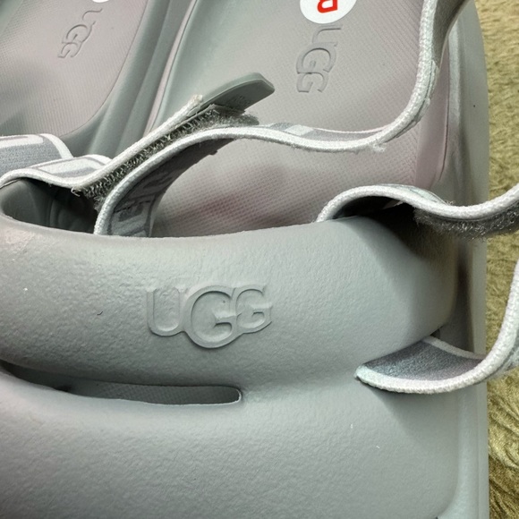 UGG Australia Sandals for Men Grey/White size 10 - Picture 7 of 7